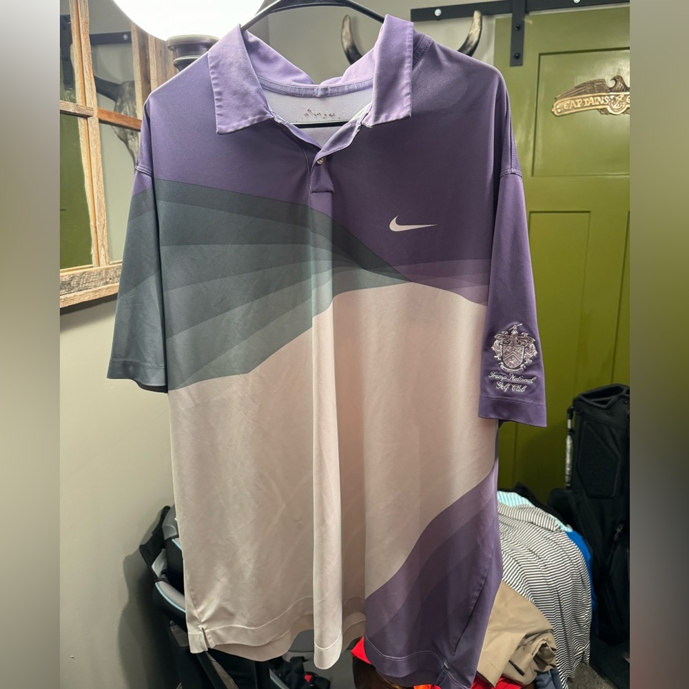 Nike golf polo Trump National